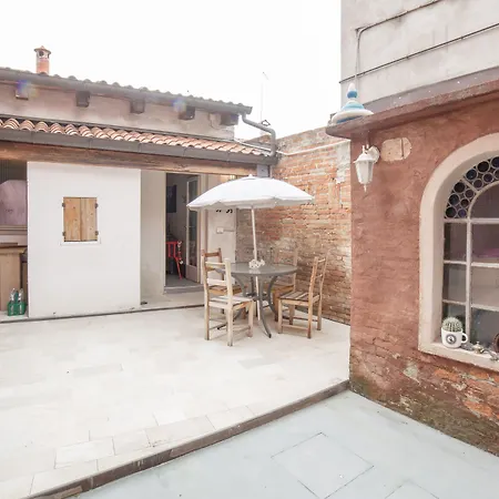 Ca' De La Gondola, Murano *