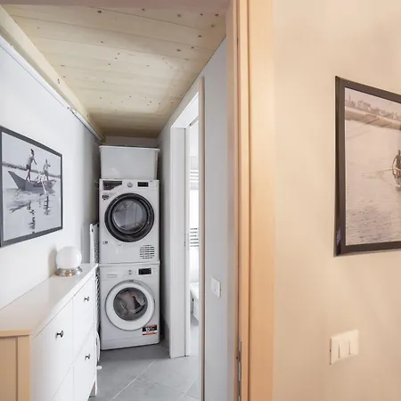 Ca' De La Gondola, Murano